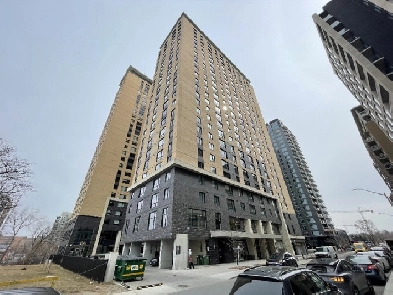 2 Bed 1 Bath Condo Situated in the Heart of West Centre Town! Image# 1