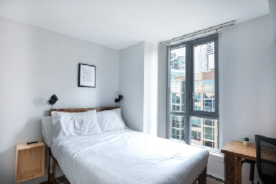 Comfortable Living in Downtown Vancouver AVAIL APRIL! Image# 1