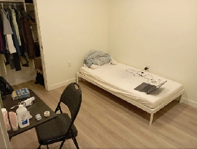 Summer sublet. One room in a two-bedroom apartment Image# 2