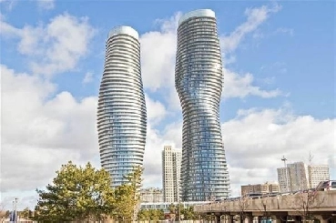2 bed & 1 bath in City Center of Mississauga opposite Square One Image# 1