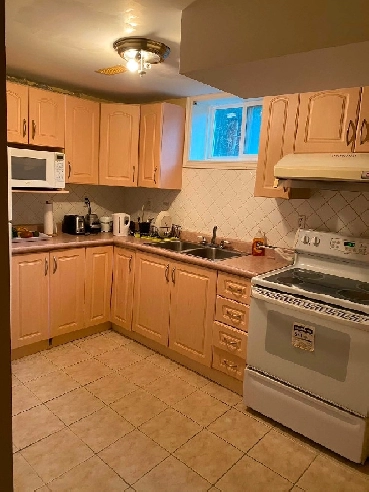 Room for rent near Finch and hwy404 Image# 1
