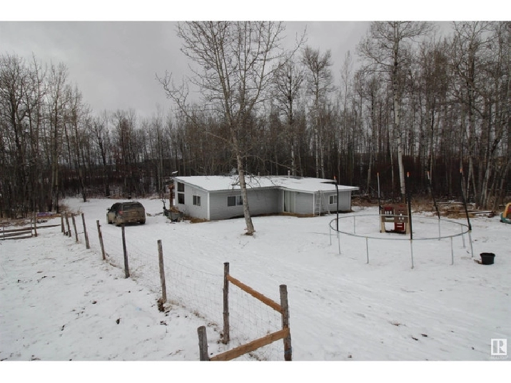 Hobby farm located 9517 twp 572 LSAC, Mayerthorpe in Edmonton,AB - Houses for Sale