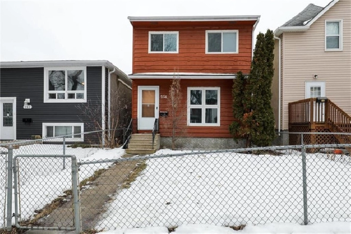 4 bedroom House for rent in Winnipeg,MB - Short Term Rentals