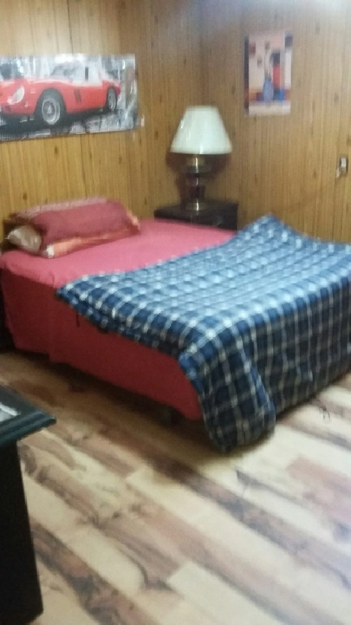 FURNISHED ROOM 850 in City of Toronto,ON - Room Rentals & Roommates