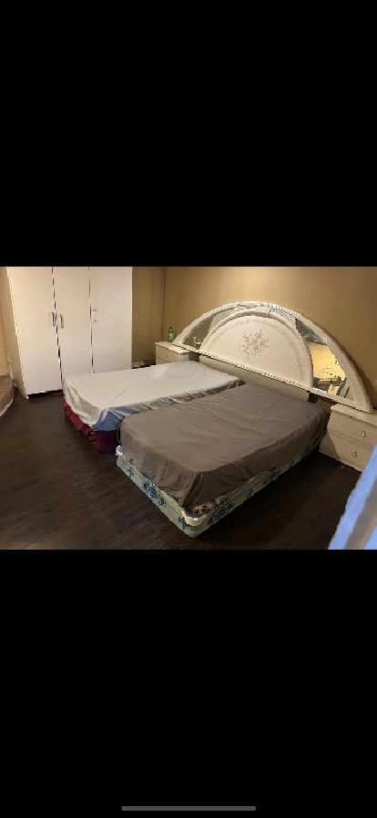 One bedroom sharing basement apt near pharmacy and Ellesmere$500 in City of Toronto,ON - Room Rentals & Roommates