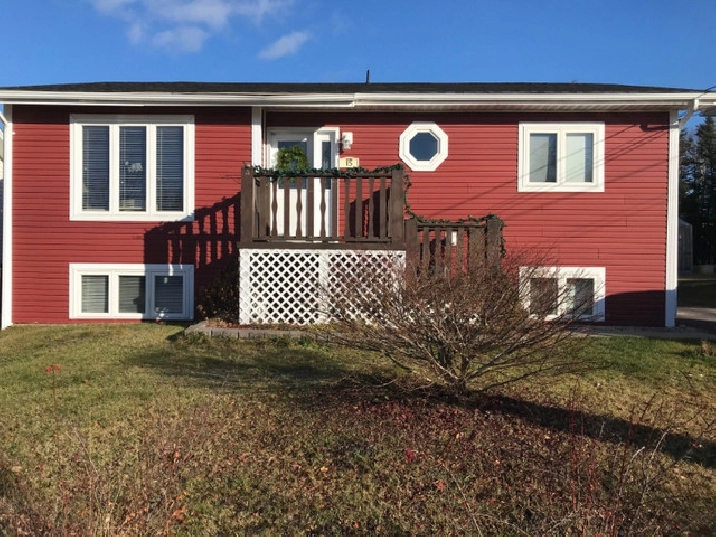 Beautiful, Modern House for Rent in Corner Brook,NL - Apartments & Condos for Rent
