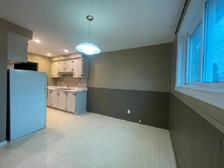 COBOURG TOWNHOUSE 4 BEDROOM, PERFECT FOR A FAMILY! 905 349 2400 in