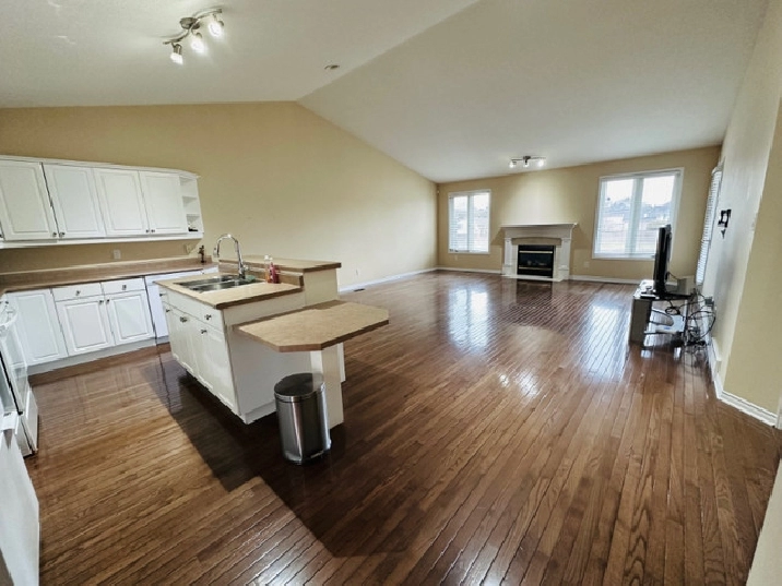 MASONVILLE One Floor Condo, Garage, in London,ON Apartments & Condos for Rent