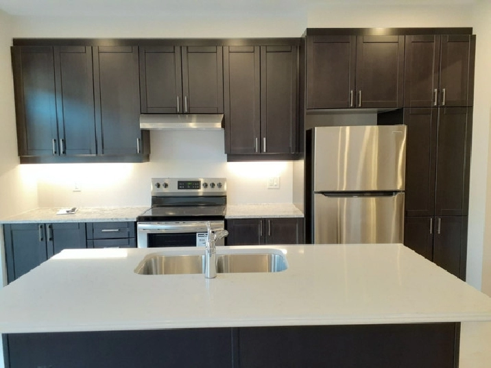 Townhome for rent in Half Moon Bay Barrhaven in Ottawa,ON - Apartments & Condos for Rent