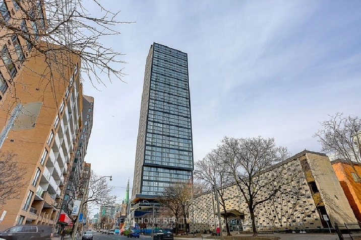 Toronto DT 1bed 1den 1 bath Condo Available For Rent at Prime in City of Toronto,ON - Apartments & Condos for Rent