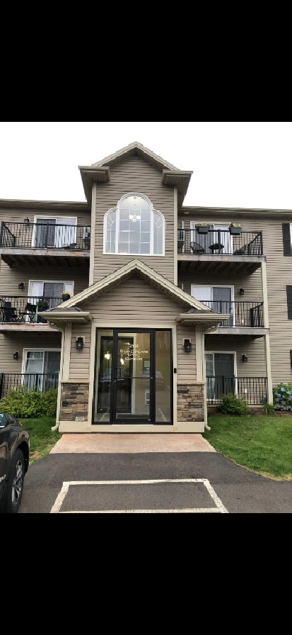 2 bedroom condo available May 1st in Stratford in Charlottetown,PE - Apartments & Condos for Rent