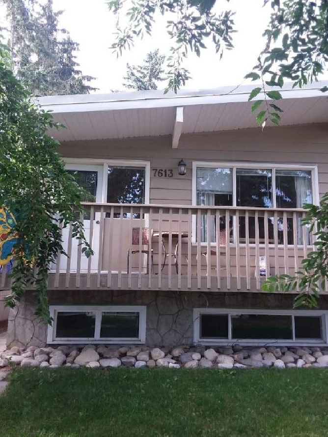 2 Bedroom, 1 Bath, Main Floor -7613 37 Ave NW in Calgary,AB - Apartments & Condos for Rent