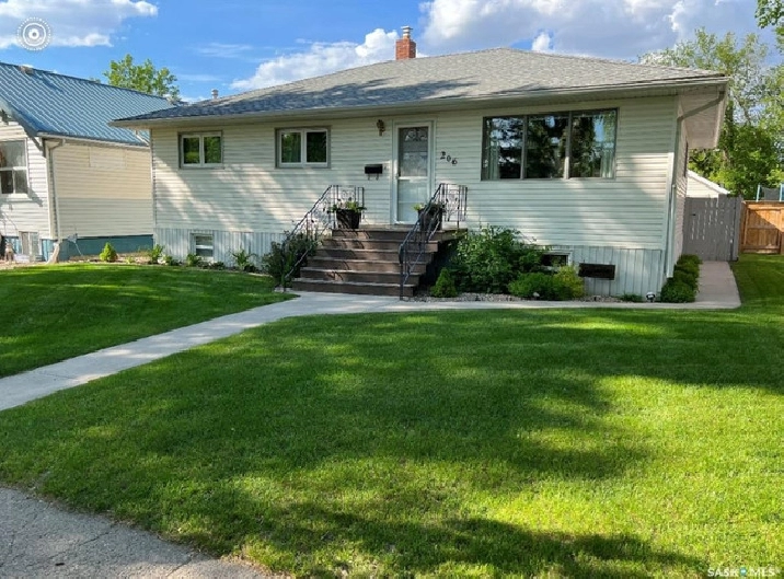206 Macleod Ave E, Melfort in Prince Albert,SK Houses for Sale