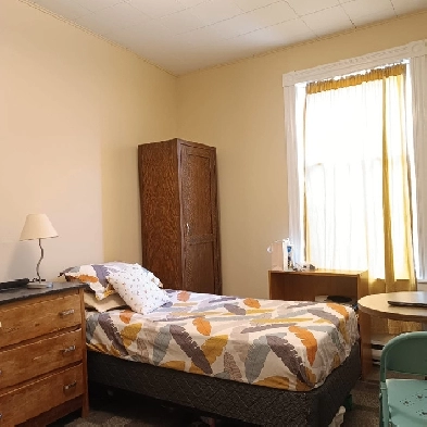 Available May 1, Downtown Room Rental:  All Inclusive Image# 1