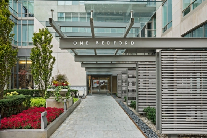 Yorkville One Bedford @ Bloor Luxury 1 Bedroom & Den Condo in City of Toronto,ON - Apartments & Condos for Rent