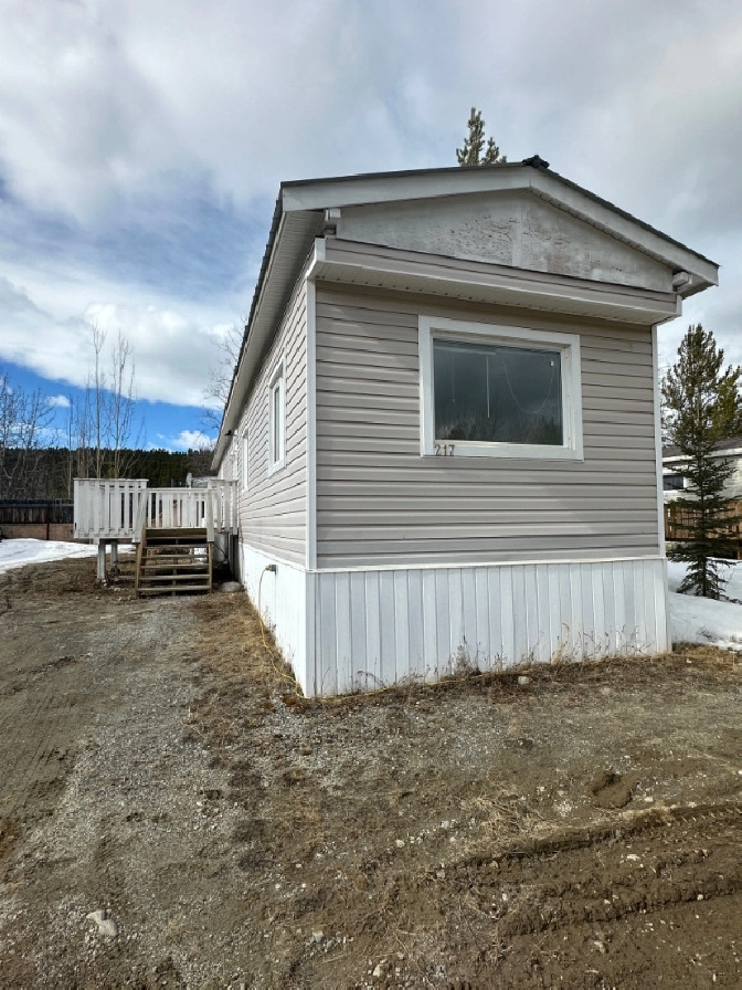 Mobile Home in Lobird For Sale by Owner in Whitehorse,YT - Houses for Sale