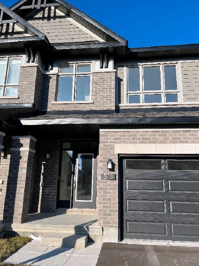 Brand New 3 bedroom 2.5 bath townhome for rent in Stittsville in Ottawa,ON - Apartments & Condos for Rent