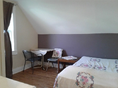 Room for rent immediately in front of UNB Fredericton Image# 1