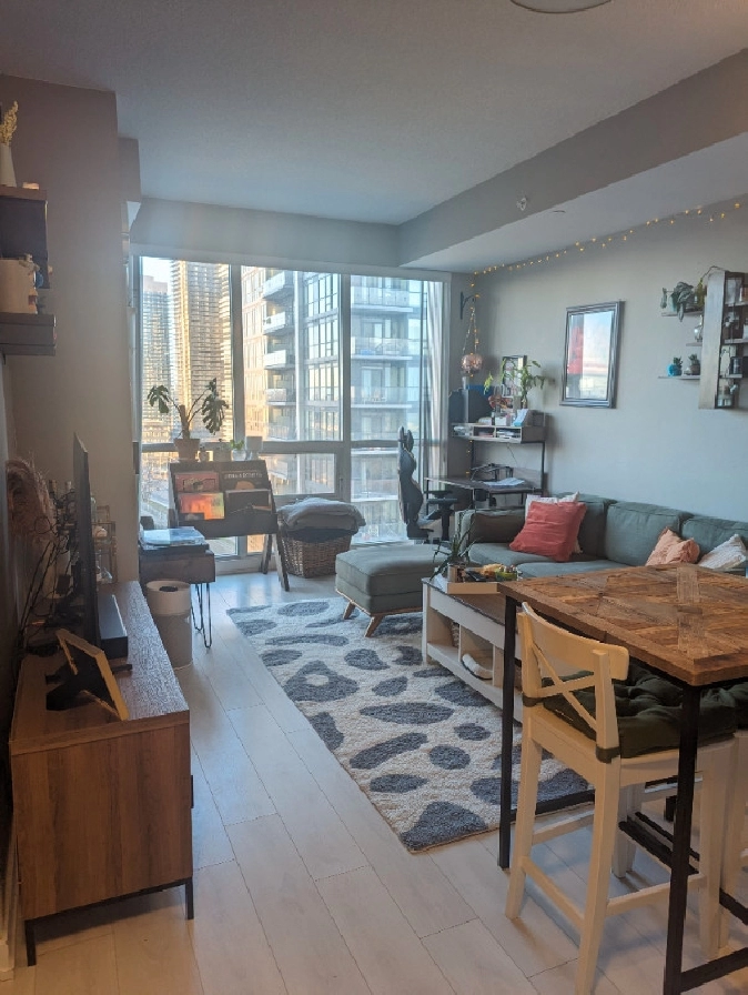 Etobicoke/Mimico/Humber Bay Gem don't miss out! in City of Toronto,ON