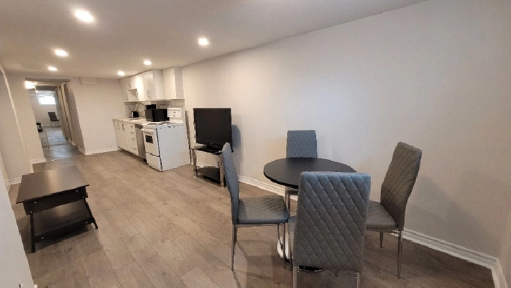1 Bedroom Basement for Lease (Furnished, all-inclusive rental) in City of Toronto,ON - Apartments & Condos for Rent