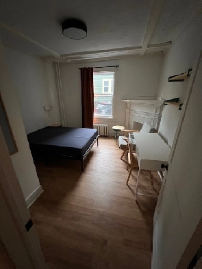 Room for rent very close to Dalhousie (5 minute walk) Image# 3