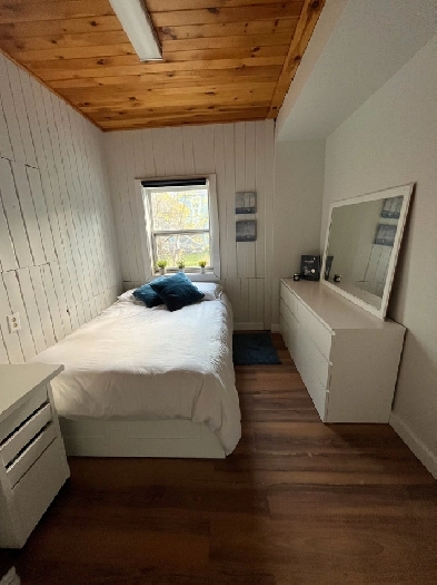 Cottage-like room in a house minutes from Dalhousie! Image# 1