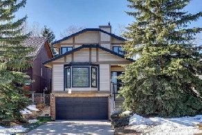 Homes for Sale in Strathcona Park, Calgary, Alberta $700,000 Image# 9