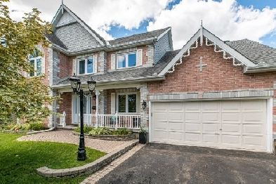 Stittsville, ON 4 Bed/4 Bath Family Home For Sale Image# 1