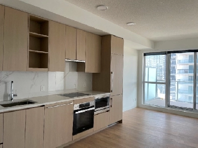 1 1 BRAND NEW, NEVER LIVED IN BEFORE condo in North York Image# 1