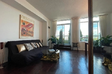 Move-in Now Gorgeous 2 Bdrm Downtown $945/wk Short Term Image# 1