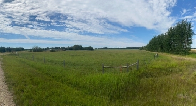 6.82 acres of land OUT OF SUBDIVISION 30 minutes from Edmonton Image# 1