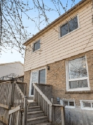 Detached, 2 stry Home Near Renforth/Eglinton Area. Call now! (E) Image# 1