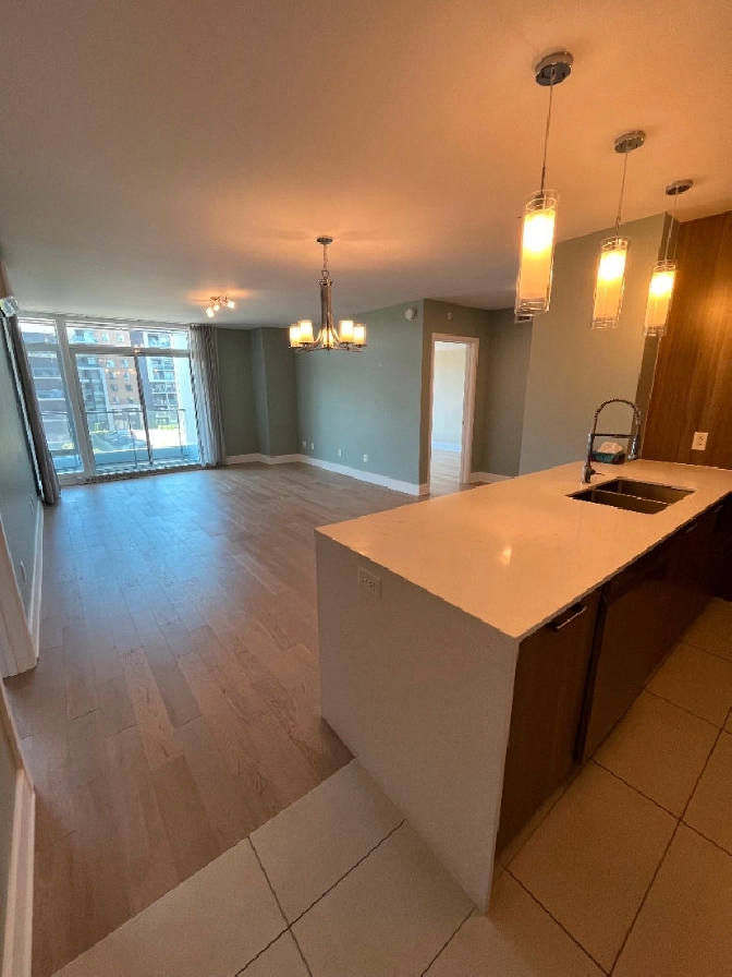 2 bedroom 2 bathroom CONDO VENTURA availble to rent MAY 1st in City of Montréal,QC - Apartments & Condos for Rent