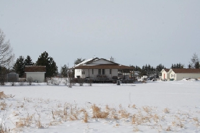 Strathcona County Bungalow on 39.78 acres Image# 1