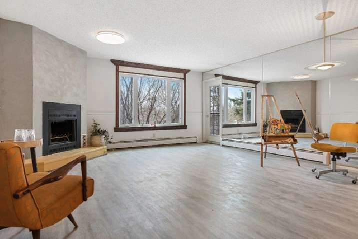 RENOS & LOCATION! 1b/1b 2nd floor in Edmonton,AB - Apartments & Condos for Rent