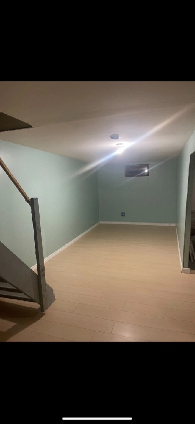 Basement for rent . ✅For a girl . In sharing Maples north Image# 1