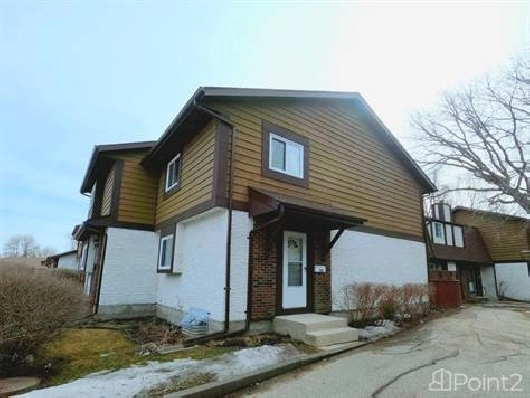 Homes for Sale in St. Vital, Winnipeg, Manitoba $252,000 in Winnipeg,MB - Houses for Sale