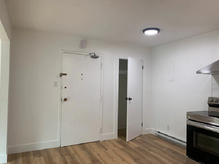 Bridgewater Fully Renovated and Spacious 2 bedroom Apartment! in