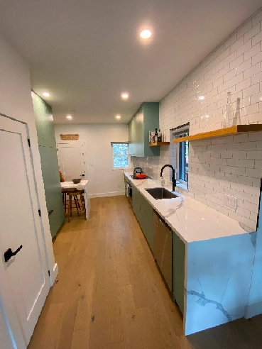 House for Rent - 2br / 2bath. Newly Renovated. Casa Loma Image# 1