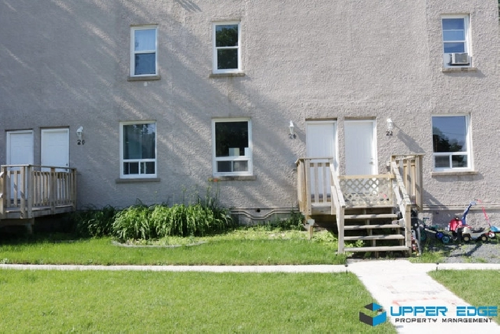 22 Carmen Avenue, 3 Bedroom Four-plex for Rent in Winnipeg,MB - Apartments & Condos for Rent