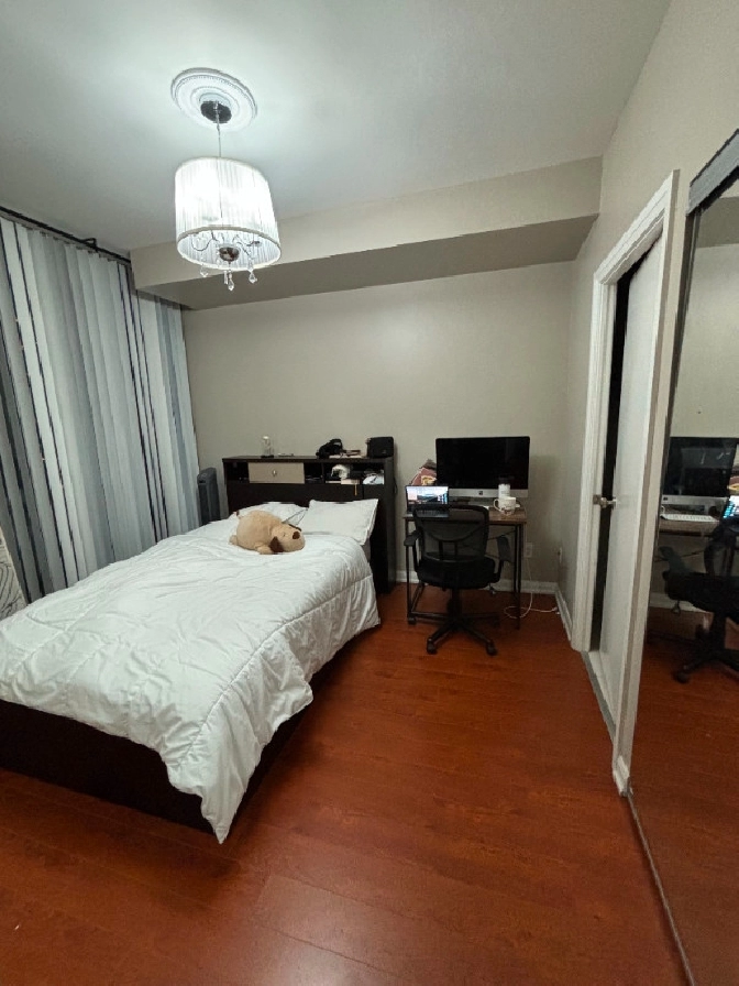 2 Bed 2 Bath Condo- DOWNTOWN TORONTO in City of Toronto,ON - Short Term Rentals