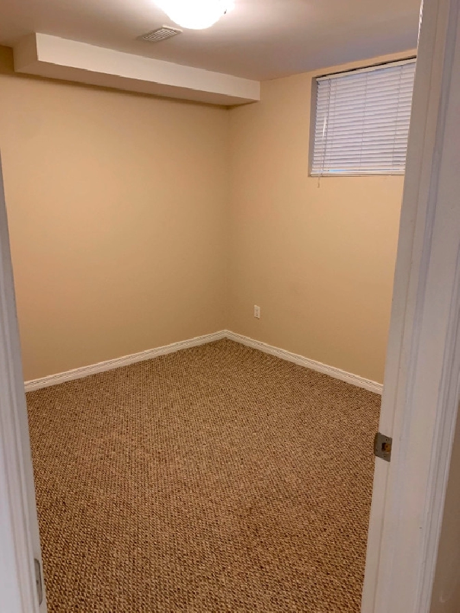 Doon Apartment in Kitchener / Waterloo,ON Apartments & Condos for Rent