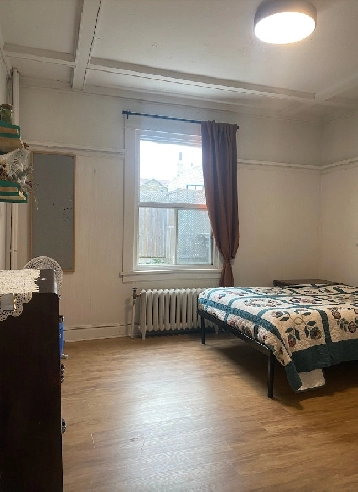 Private Room for Rent (May 1st - Sept 1st) Image# 1