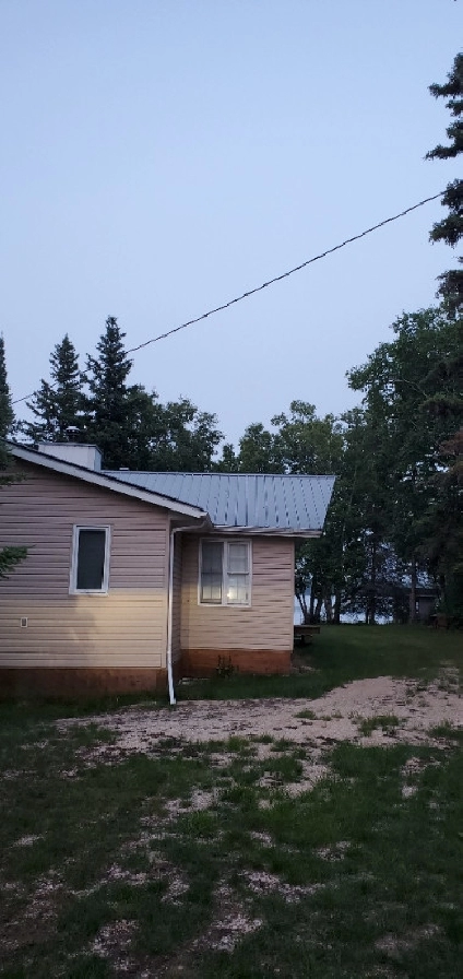 Selling cabin StAndrews lake in Winnipeg,MB - Houses for Sale