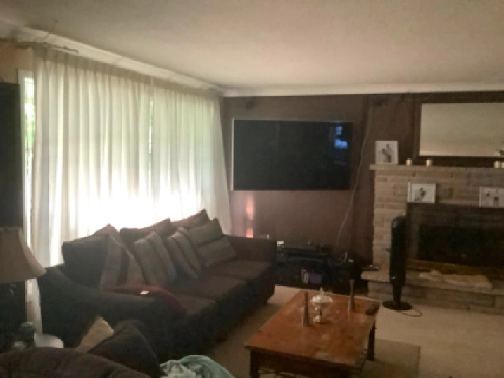 Carleton place room for rent in Ottawa,ON - Room Rentals & Roommates