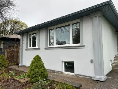 House For Rent in Etobicoke!! Image# 1
