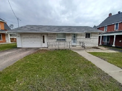 House for Sale, 449 Valois Drive, Mattawa, Ontario Image# 1
