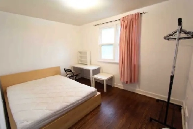 one bedroom of a house in Yonge/Finch, Image# 1