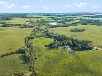 OUT OF SUBDIVISION 5 Acre Property Rural Parkland County Image# 2