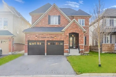 ✨ABSOLUTELY STUNNING 4 BDRM HOME WITH FIN BSMT IN BOWMANVILLE! Image# 1